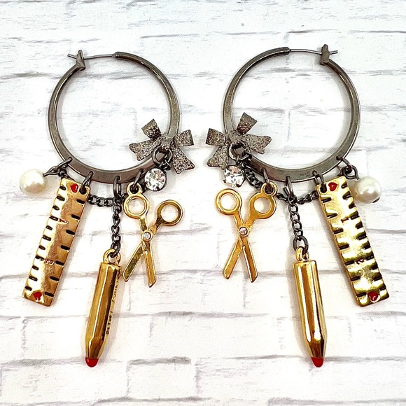 Make school days fun! AUTHENTIC Betsey Johnson School-Themed Jewelry. - Picture 8 of 15